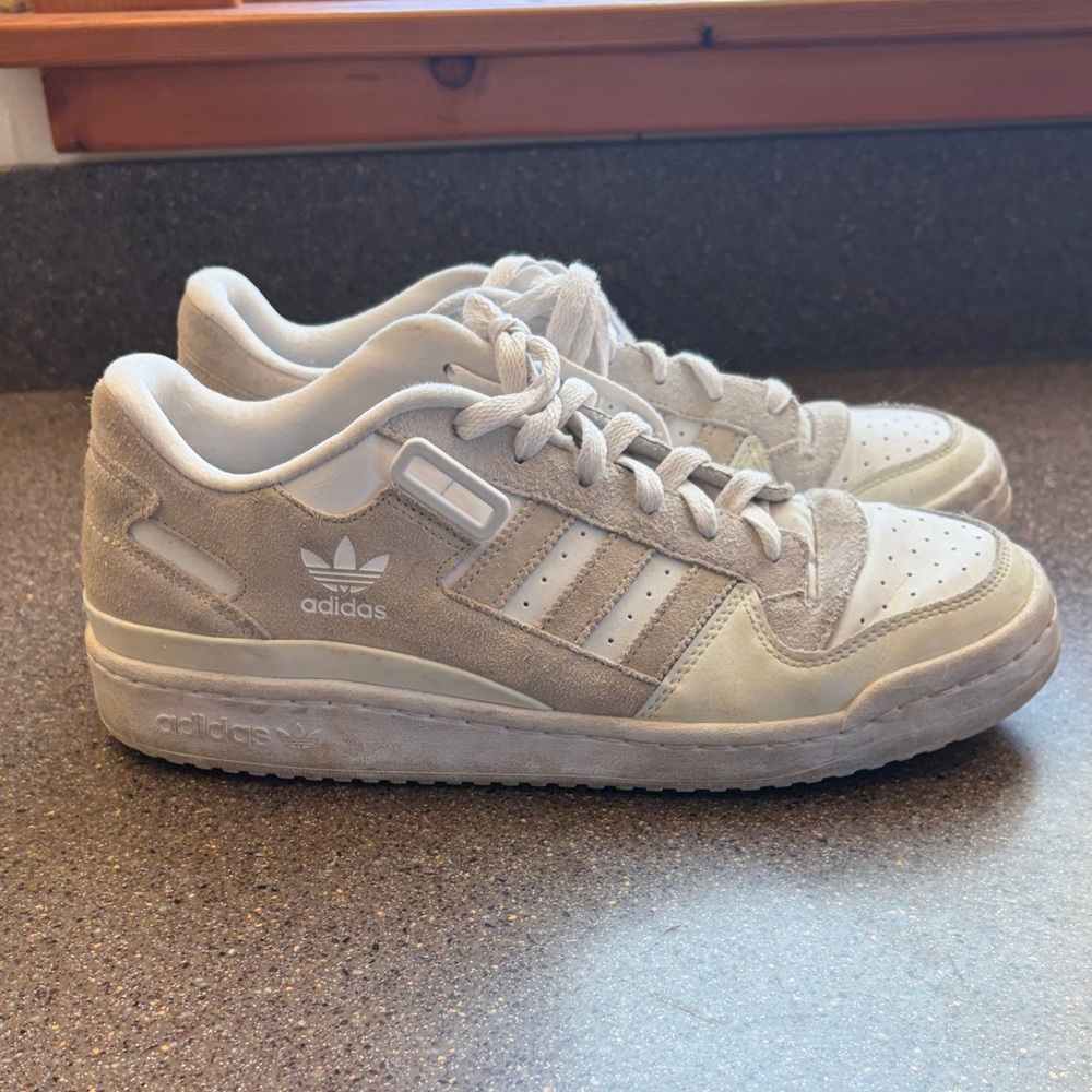 Adidas white leather Sneakers